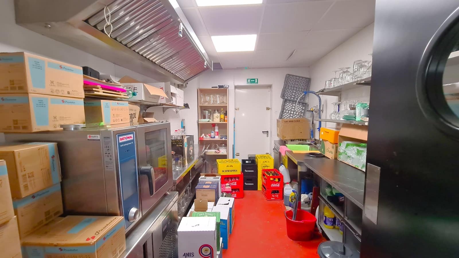 Commercial for sale in Oliva - € 390,000 (Ref: 9334358)