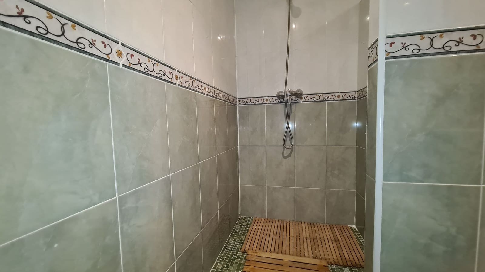 5 soveværelse Villa til salg i Benicolet med swimmingpool garage - € 225.000 (Ref: 9356642)