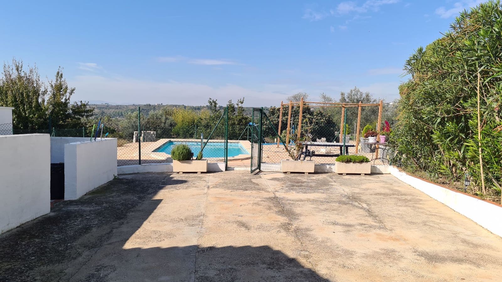 5 soveværelse Villa til salg i Benicolet med swimmingpool garage - € 225.000 (Ref: 9356642)