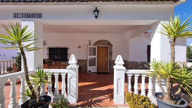 5 soveværelse Villa til salg i Benicolet med swimmingpool garage - € 225.000 (Ref: 9356642)