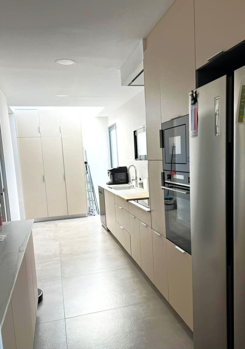 3 soveværelse Penthouse til salg i La Villajoyosa / Vila Joiosa med swimmingpool garage - € 450.000 (Ref: 9387396)