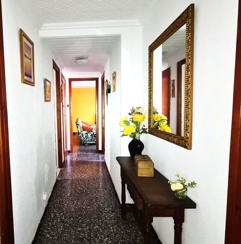 3 camera da letto Appartamento da affittare in Oliva - 600 € (Rif: 9470881)