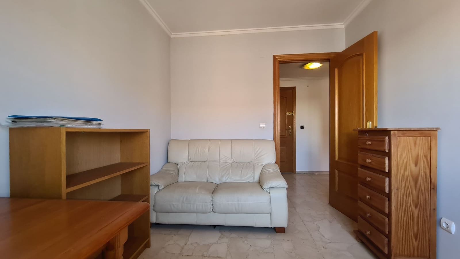 3 sovrum Lägenhet att hyra i Oliva med garage - 820 € (Ref: 9474736)