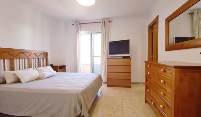 3 soverom Leilighet til leie i Oliva Nova, Oliva med garasje - € 820 (Ref: 9474736)