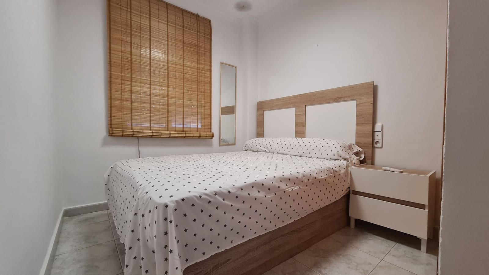 3 bedroom Apartment for rent in Oliva - € 950 (Ref: 9503819)