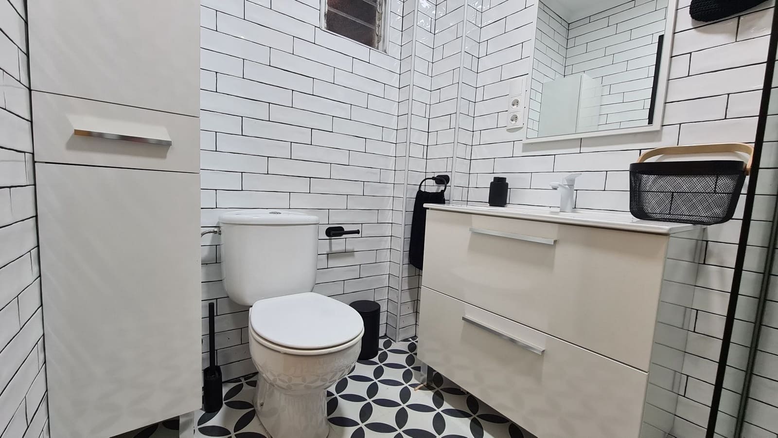 3 bedroom Apartment for rent in Oliva - € 950 (Ref: 9503819)