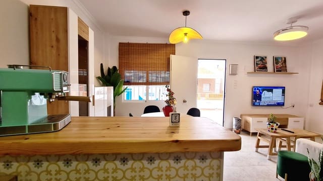 3 sovrum Lägenhet att hyra i Oliva Playa, Oliva - 950 € (Ref: 9503819)