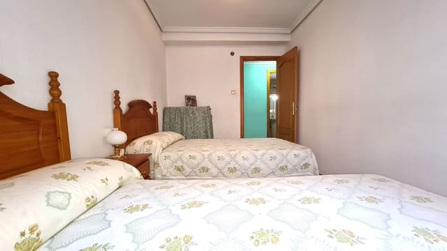 3 Zimmer Wohnung zu verkaufen in Oliva Pueblo, Oliva - 140.000 € (Ref: 9573940)