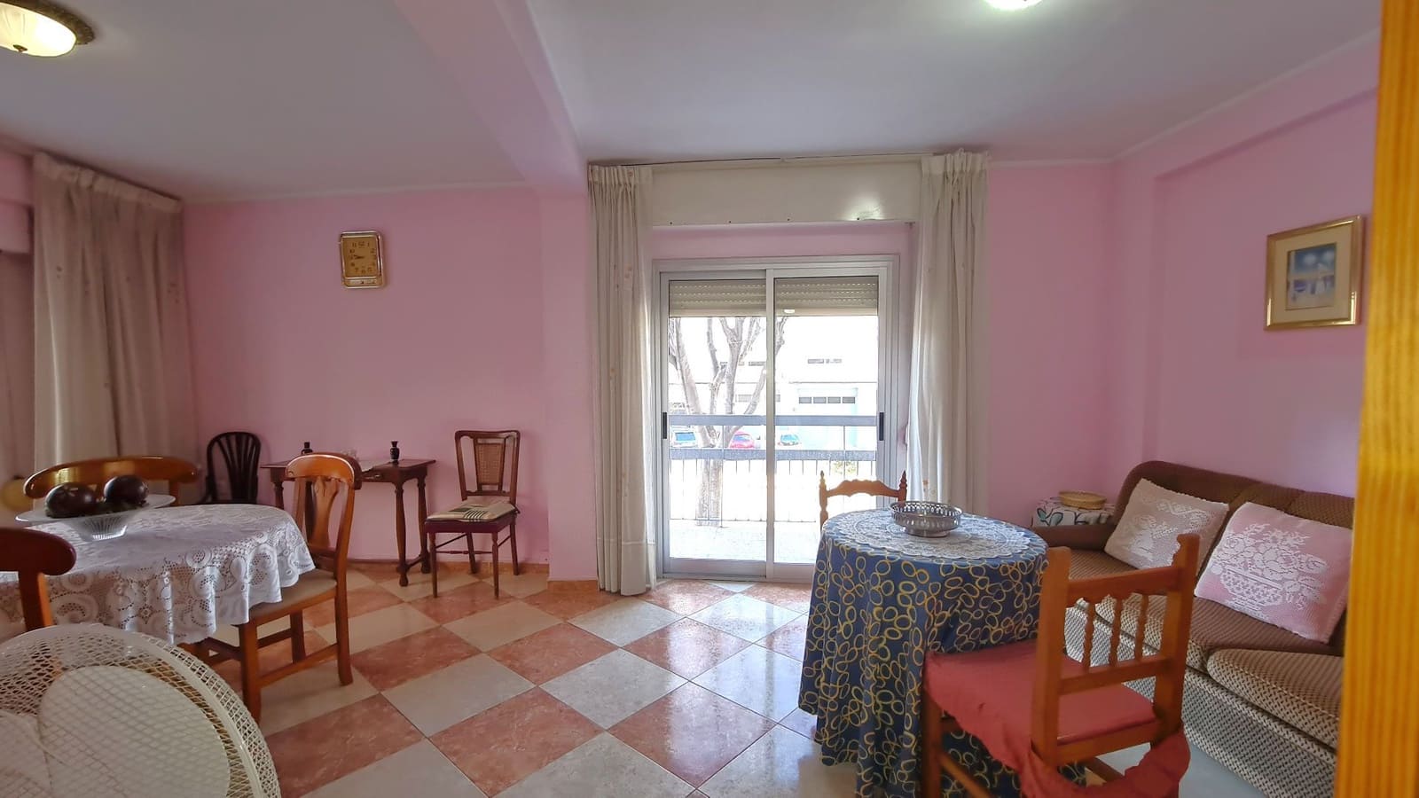 3 bedroom Flat for sale in Oliva - € 140,000 (Ref: 9573940)