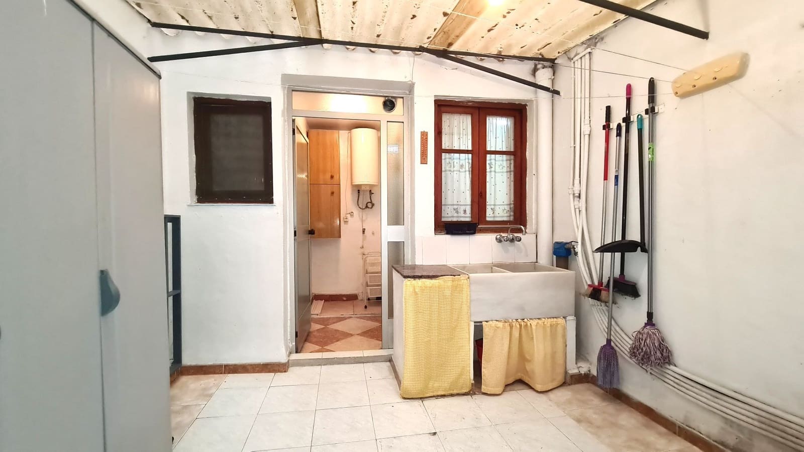 3 bedroom Flat for sale in Oliva - € 140,000 (Ref: 9573940)