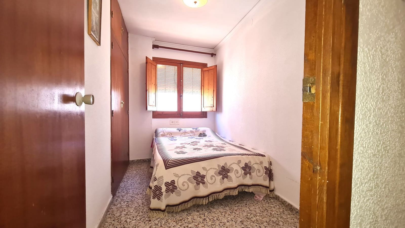 4 sovrum Villa att hyra i Oliva - 1 200 € (Ref: 9614666)