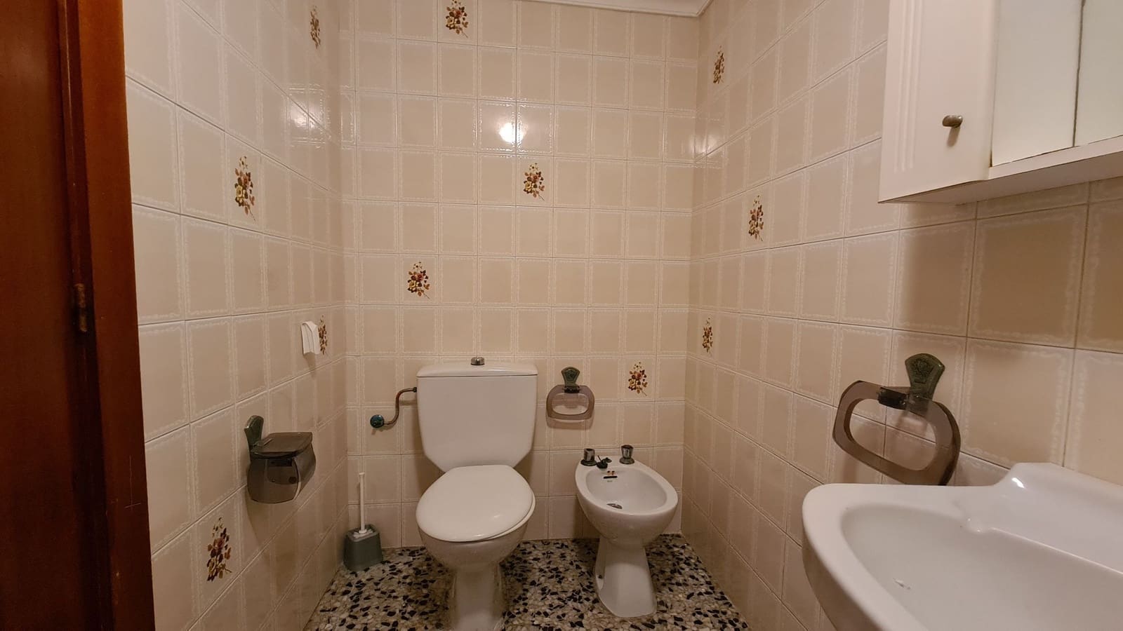 4 sovrum Lägenhet att hyra i Oliva med garage - 850 € (Ref: 9629580)