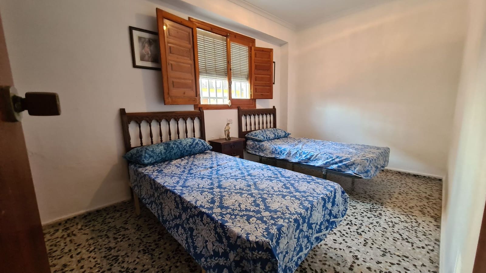 4 sovrum Lägenhet att hyra i Oliva med garage - 850 € (Ref: 9629580)