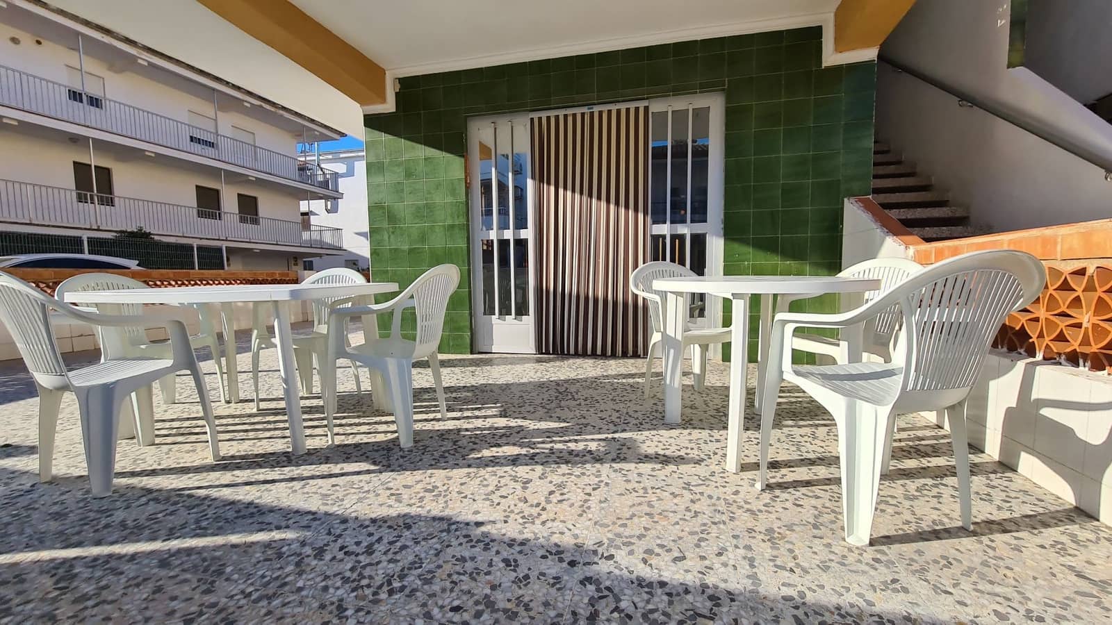 4 sovrum Lägenhet att hyra i Oliva med garage - 850 € (Ref: 9629580)