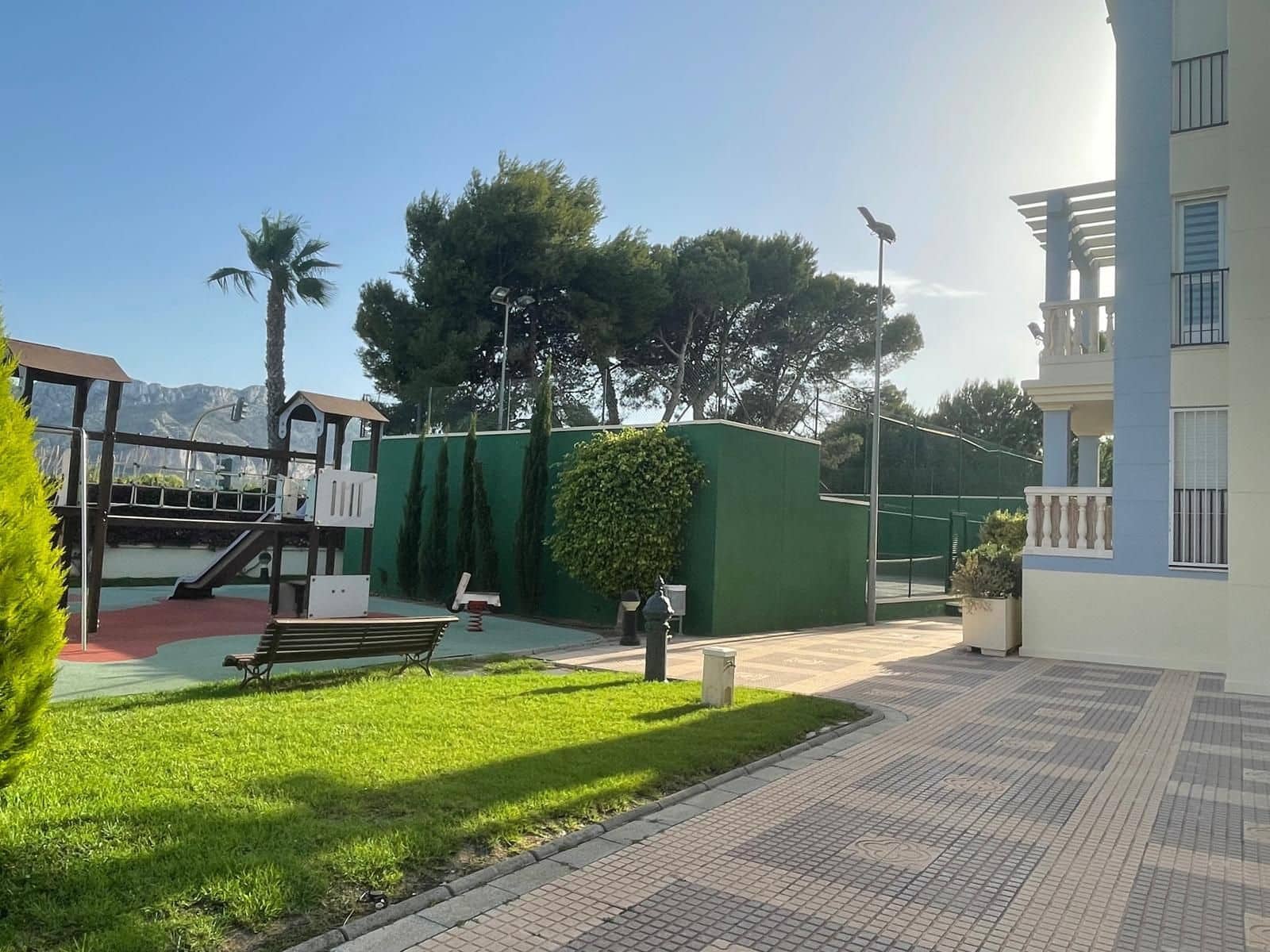 2 quarto Apartamento para venda em Denia com piscina garagem - 320 000 € (Ref: 9643718)