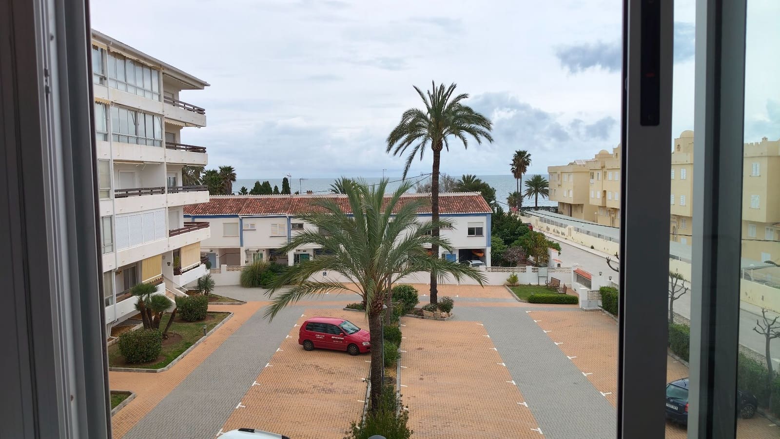 Piso de 1 habitación en Dénia en venta con garaje - 199.000 € (Ref: 9669903)