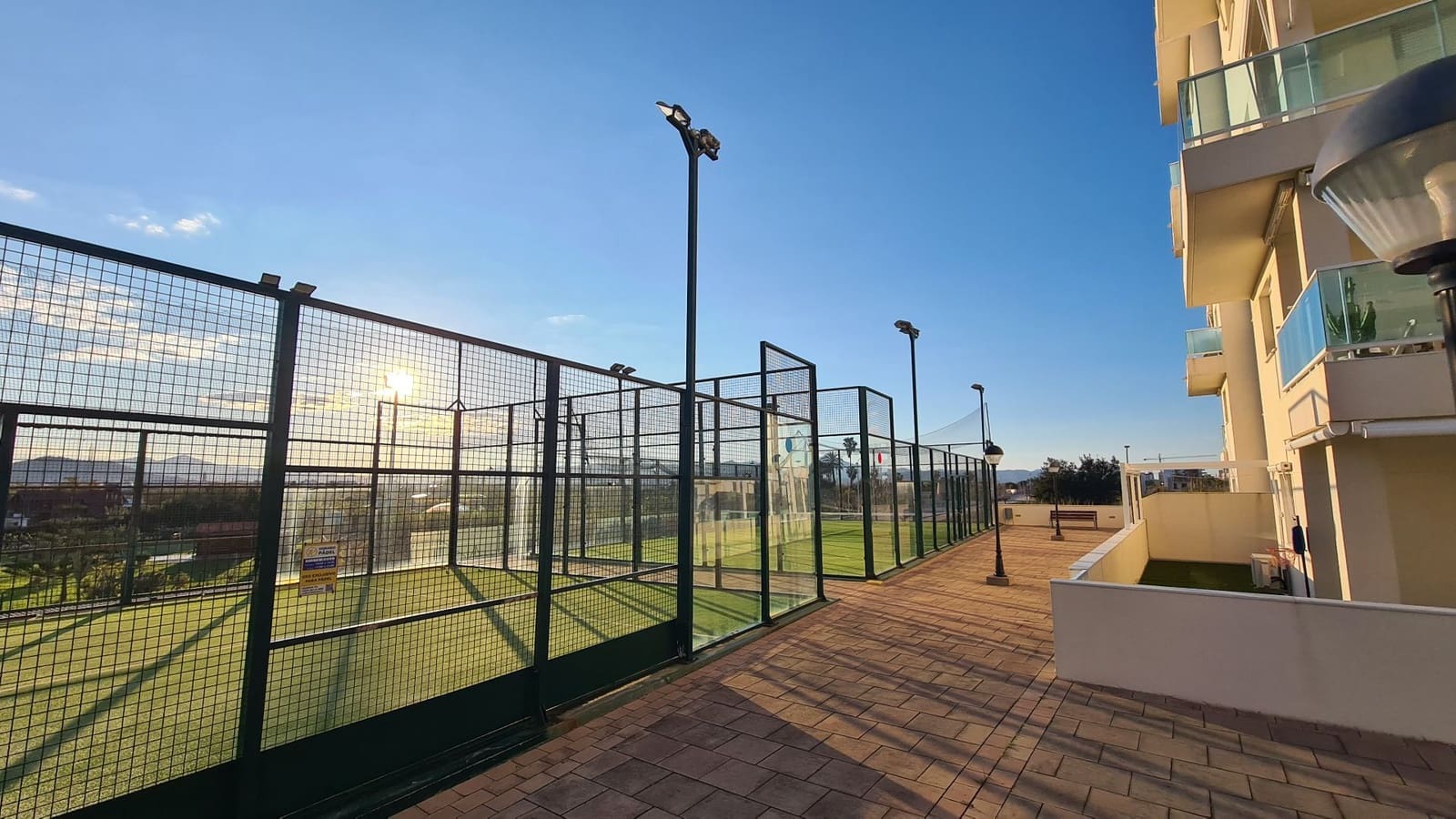 2 sypialnia Apartament na sprzedaż w Piles z basenem garażem - 240 000 € (Ref: 9682346)