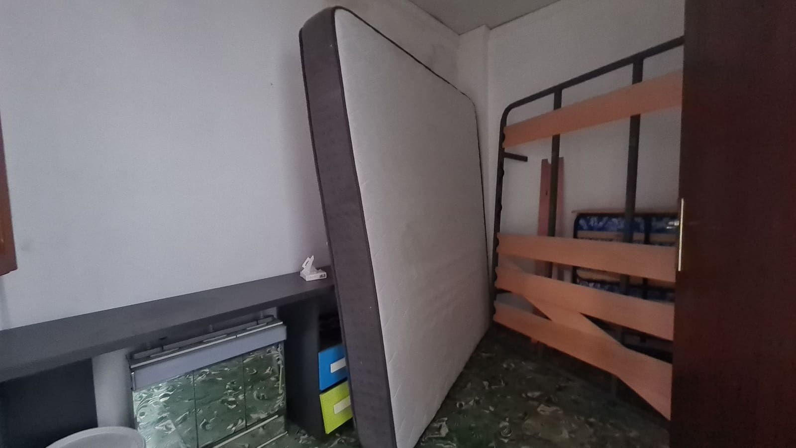 4 makuuhuone Omakotitalo myytävänä paikassa Piles - 110 000 € (Ref: 9682347)