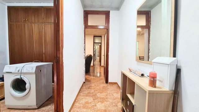 4 makuuhuone Omakotitalo myytävänä paikassa Piles - 110 000 € (Ref: 9682347)