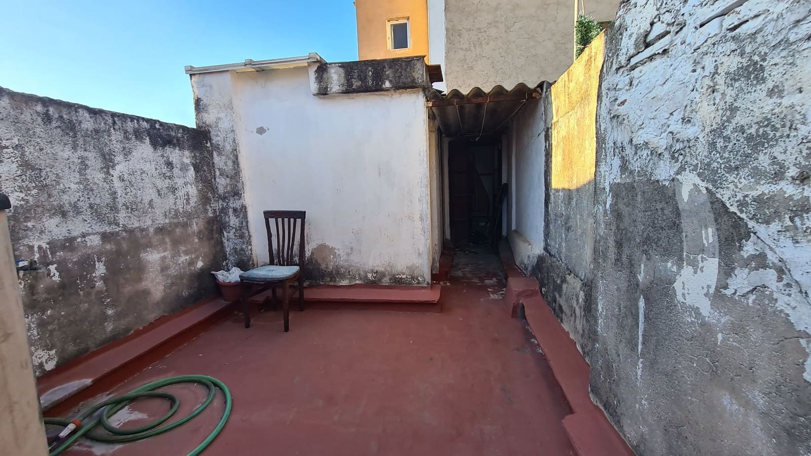 4 makuuhuone Omakotitalo myytävänä paikassa Piles - 110 000 € (Ref: 9682347)