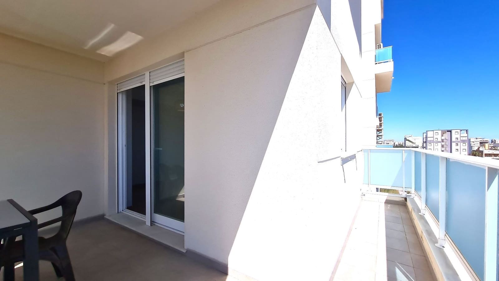 2 sypialnia Apartament na sprzedaż w Piles z basenem garażem - 190 000 € (Ref: 9782956)