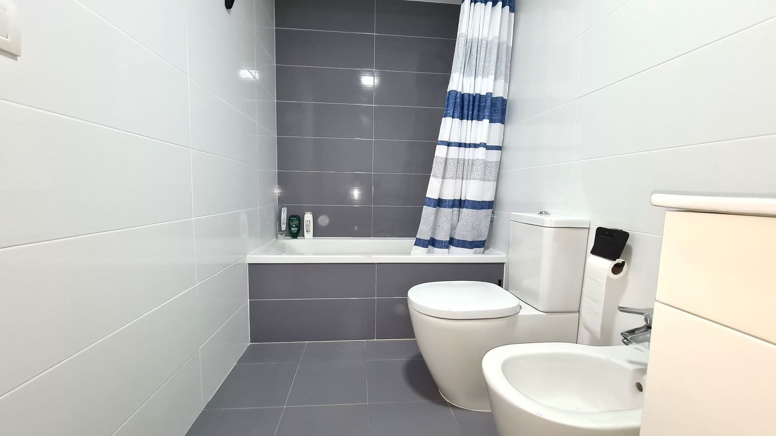 2 sypialnia Apartament na sprzedaż w Piles z basenem garażem - 190 000 € (Ref: 9782956)