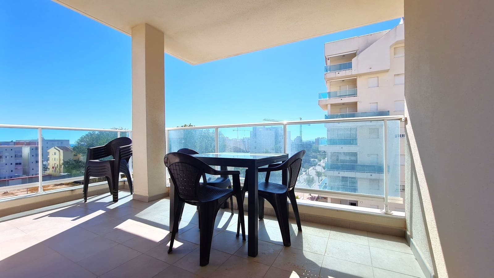 2 sypialnia Apartament na sprzedaż w Piles z basenem garażem - 190 000 € (Ref: 9782956)