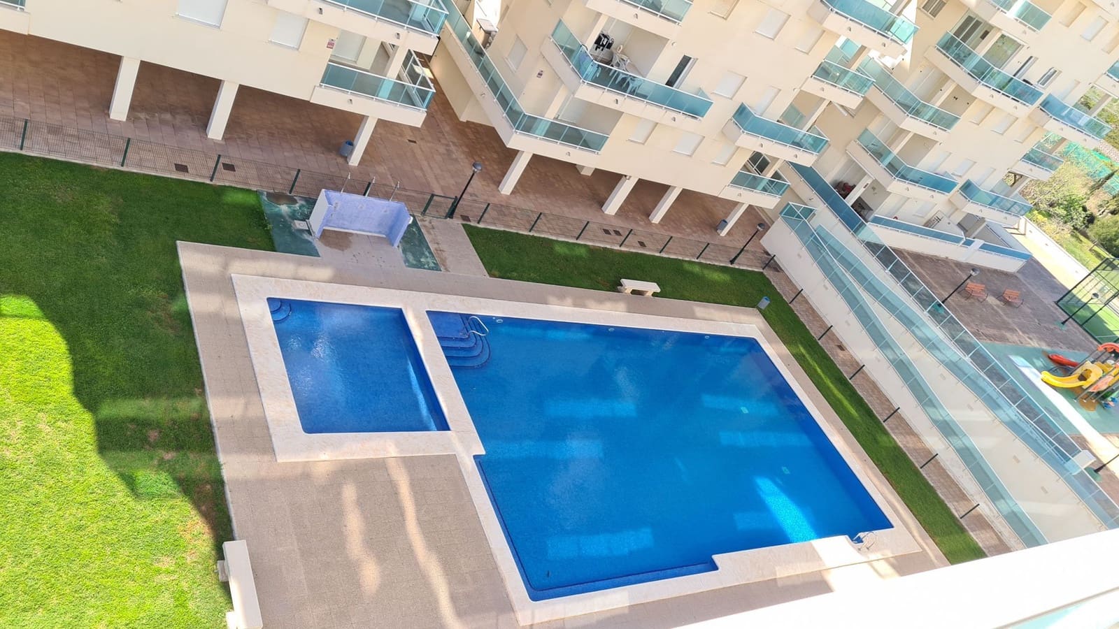 2 sypialnia Apartament na sprzedaż w Piles z basenem garażem - 190 000 € (Ref: 9782956)