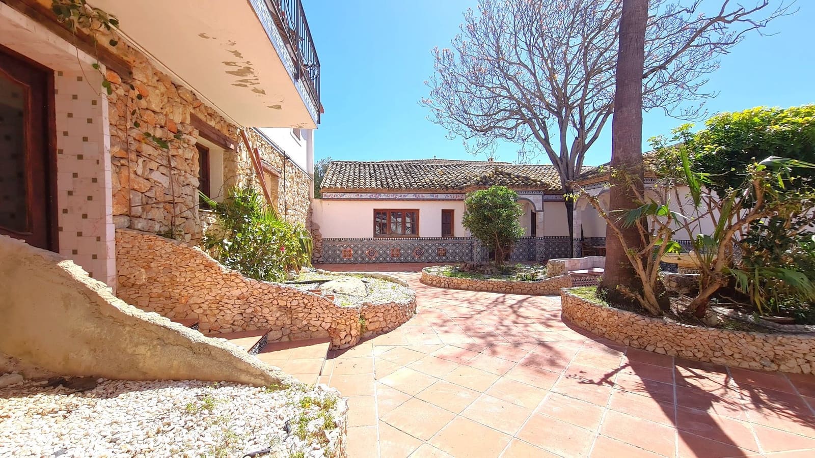 14 soveværelse Finca/Landehus til salg i Denia med garage - € 1.250.000 (Ref: 9796125)