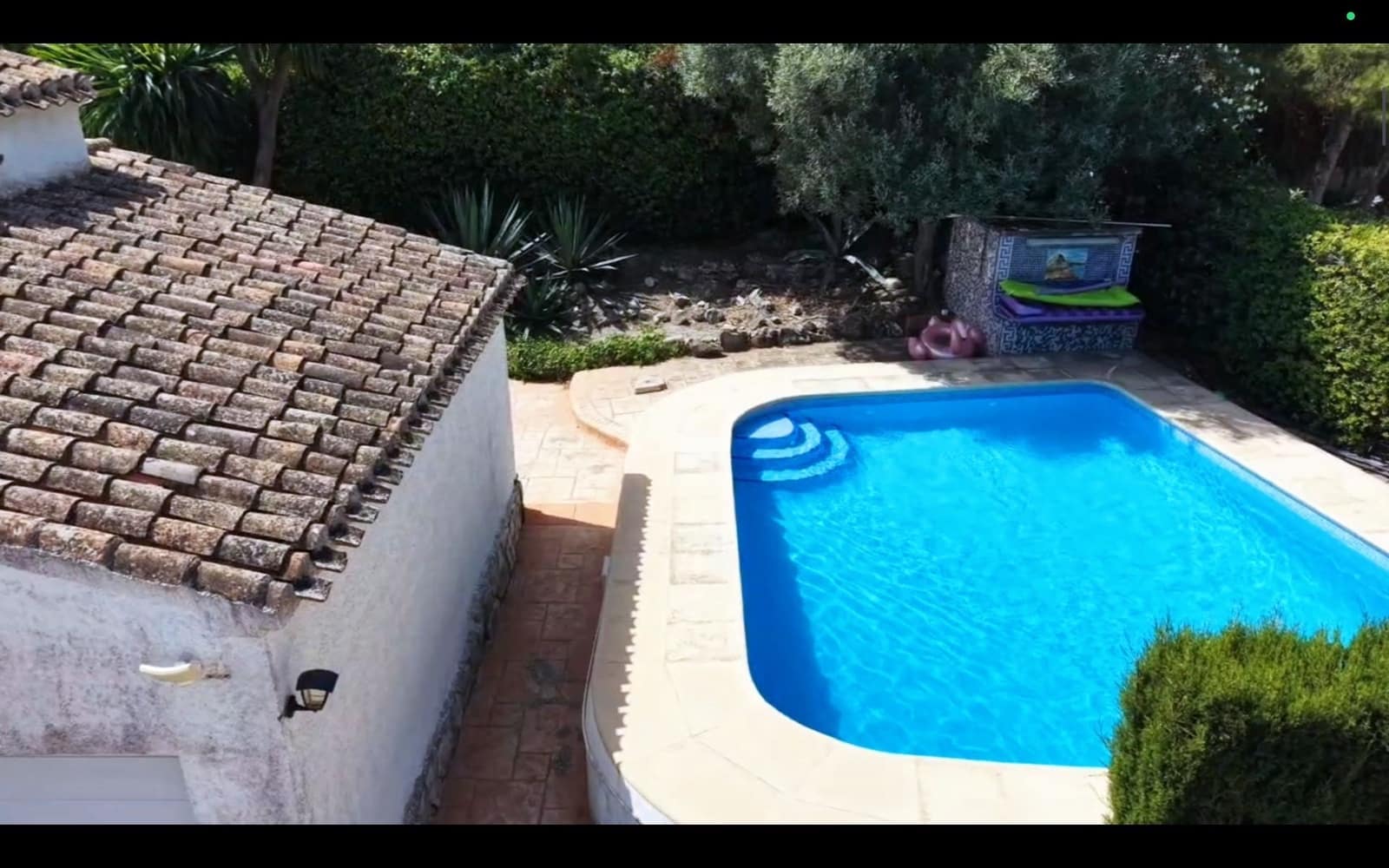 Chalet de 3 habitaciones en Javea / Xàbia en venta con piscina garaje - 650.000 € (Ref: 9819859)