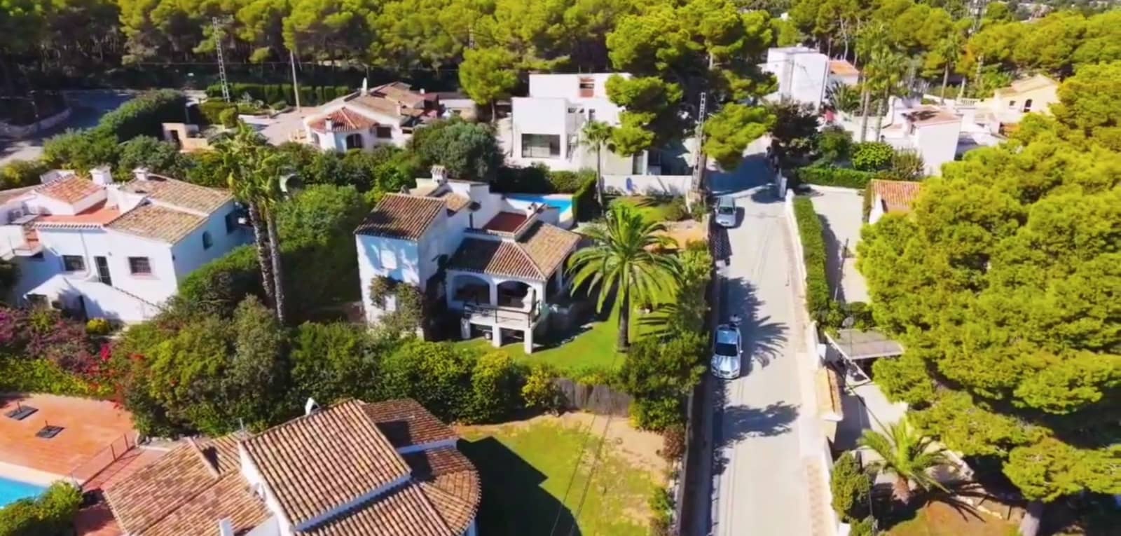 Chalet de 3 habitaciones en Javea / Xàbia en venta con piscina garaje - 625.000 € (Ref: 9819859)