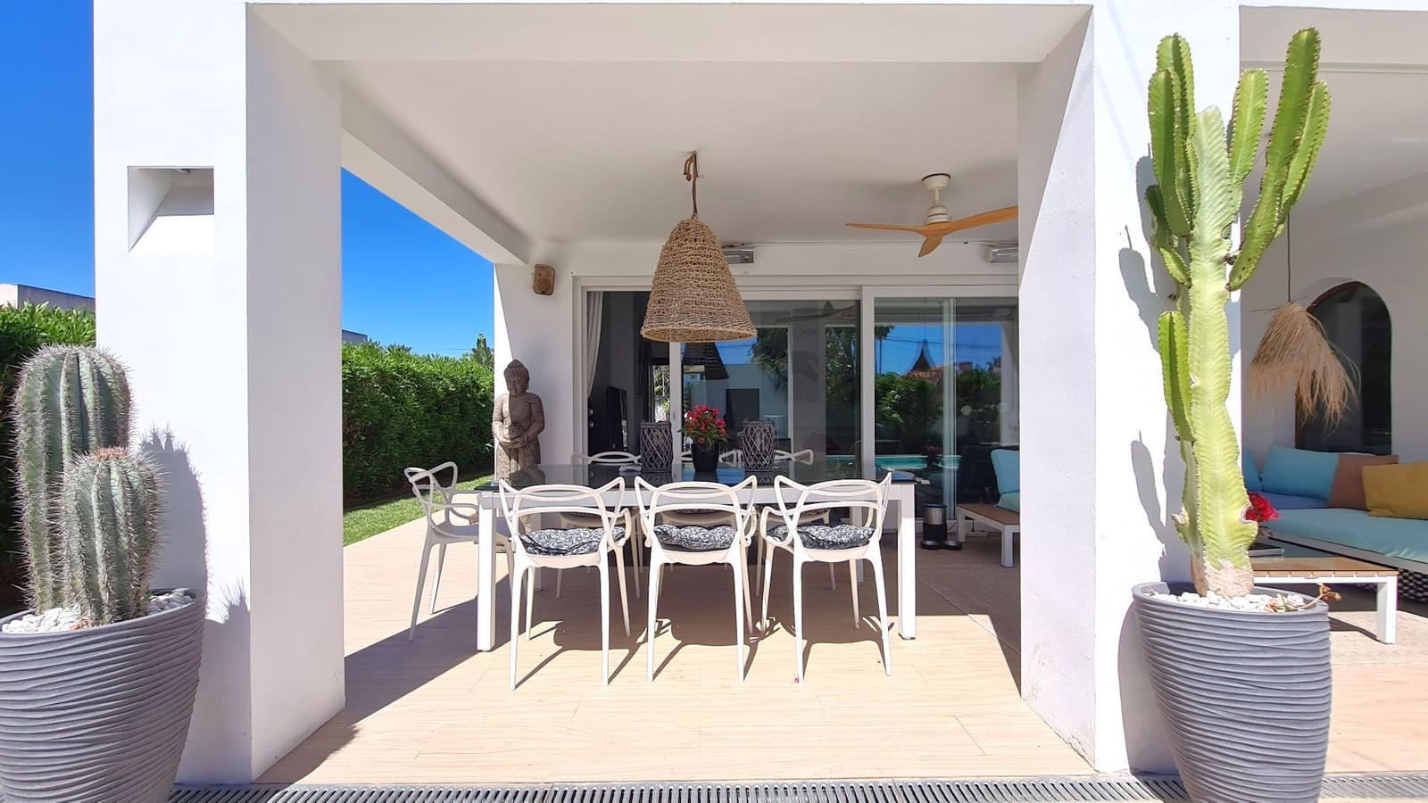 4 quarto Moradia para venda em Denia com piscina garagem - 980 000 € (Ref: 9842101)
