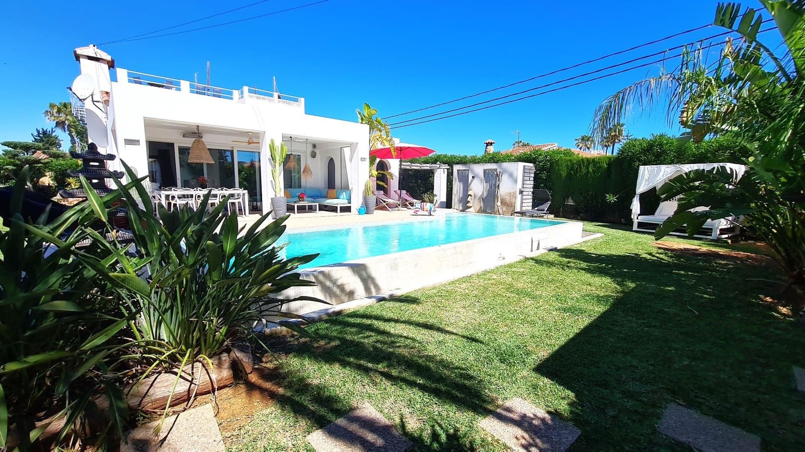 4 quarto Moradia para venda em Denia com piscina garagem - 980 000 € (Ref: 9842101)