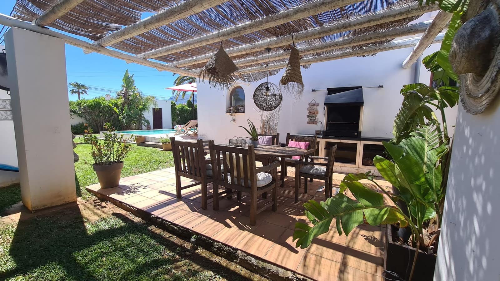 4 quarto Moradia para venda em Denia com piscina garagem - 980 000 € (Ref: 9842101)