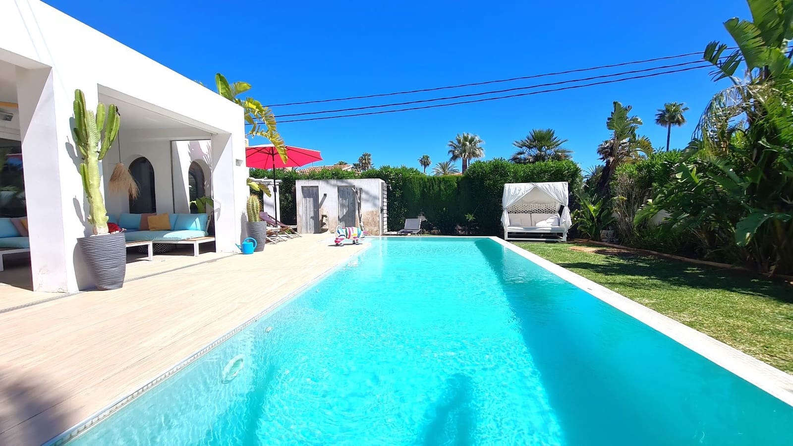 4 quarto Moradia para venda em Denia com piscina garagem - 980 000 € (Ref: 9842101)