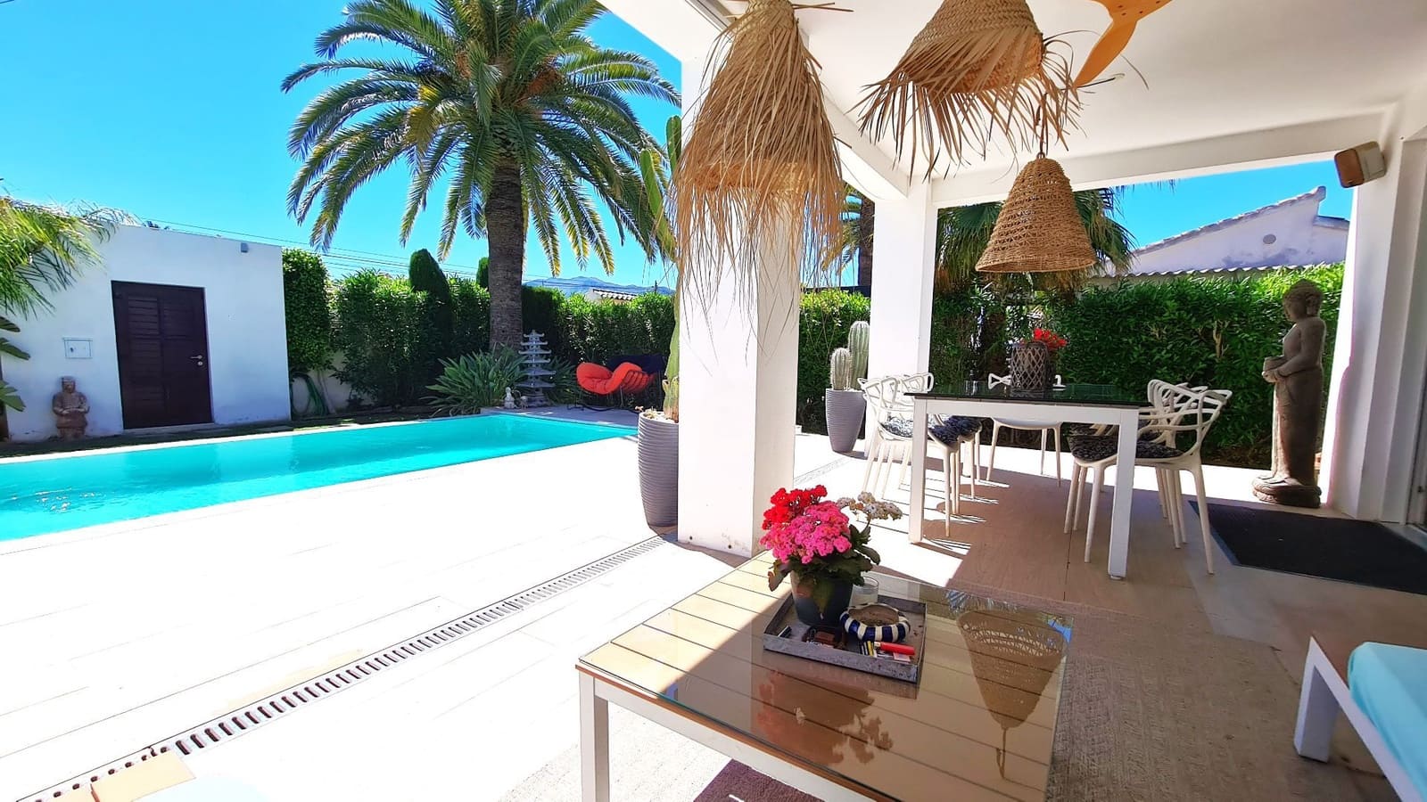 4 quarto Moradia para venda em Denia com piscina garagem - 980 000 € (Ref: 9842101)