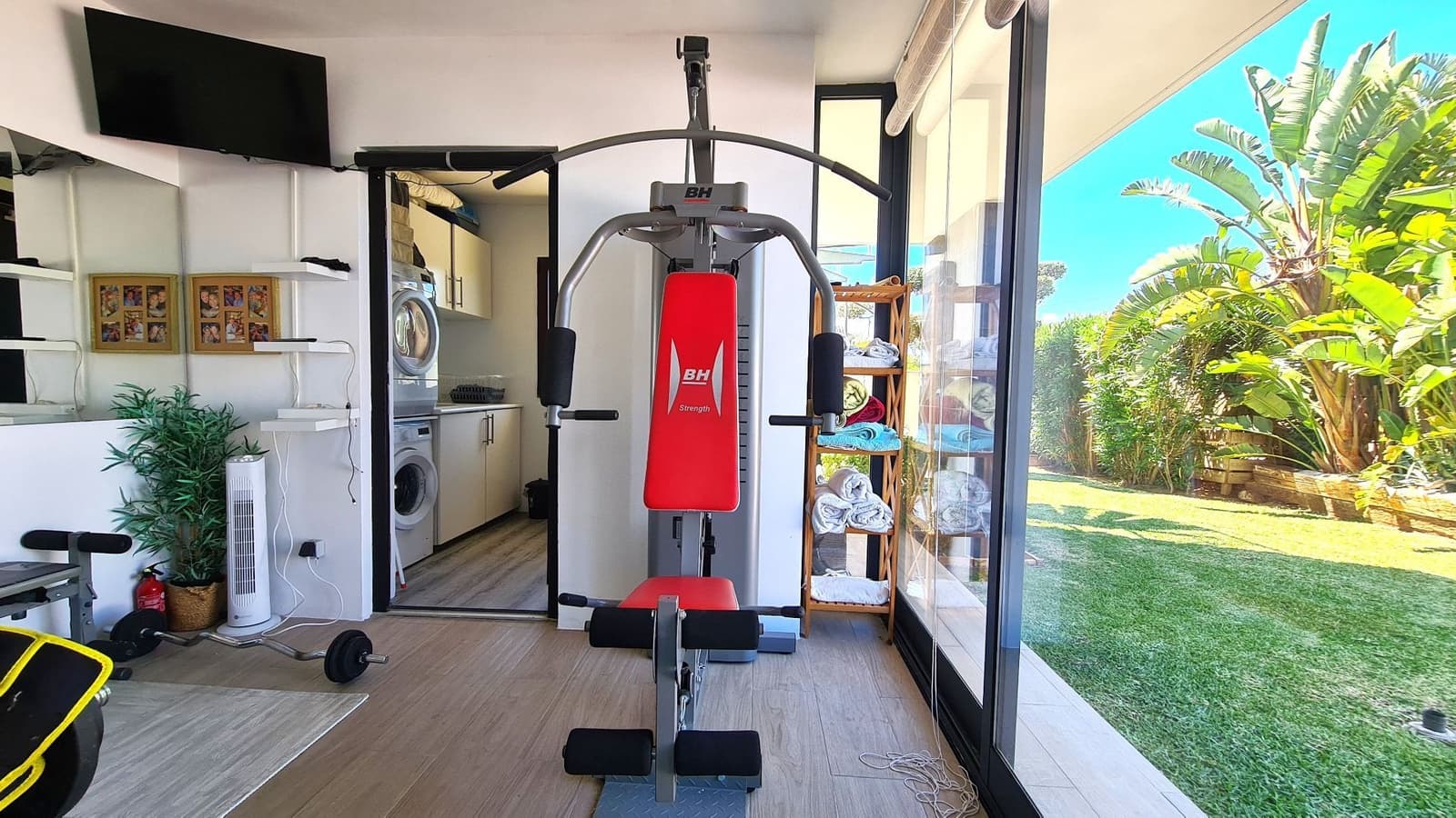 4 quarto Moradia para venda em Denia com piscina garagem - 980 000 € (Ref: 9842101)