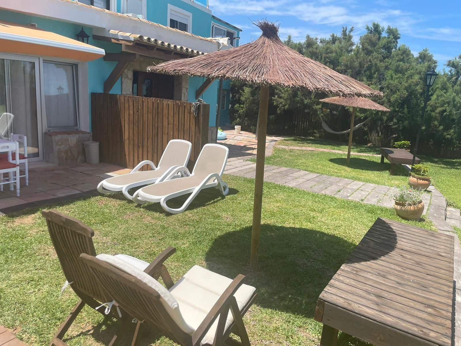 5 soveværelse Villa til salg i Oliva med garage - € 2.000.000 (Ref: 9844811)
