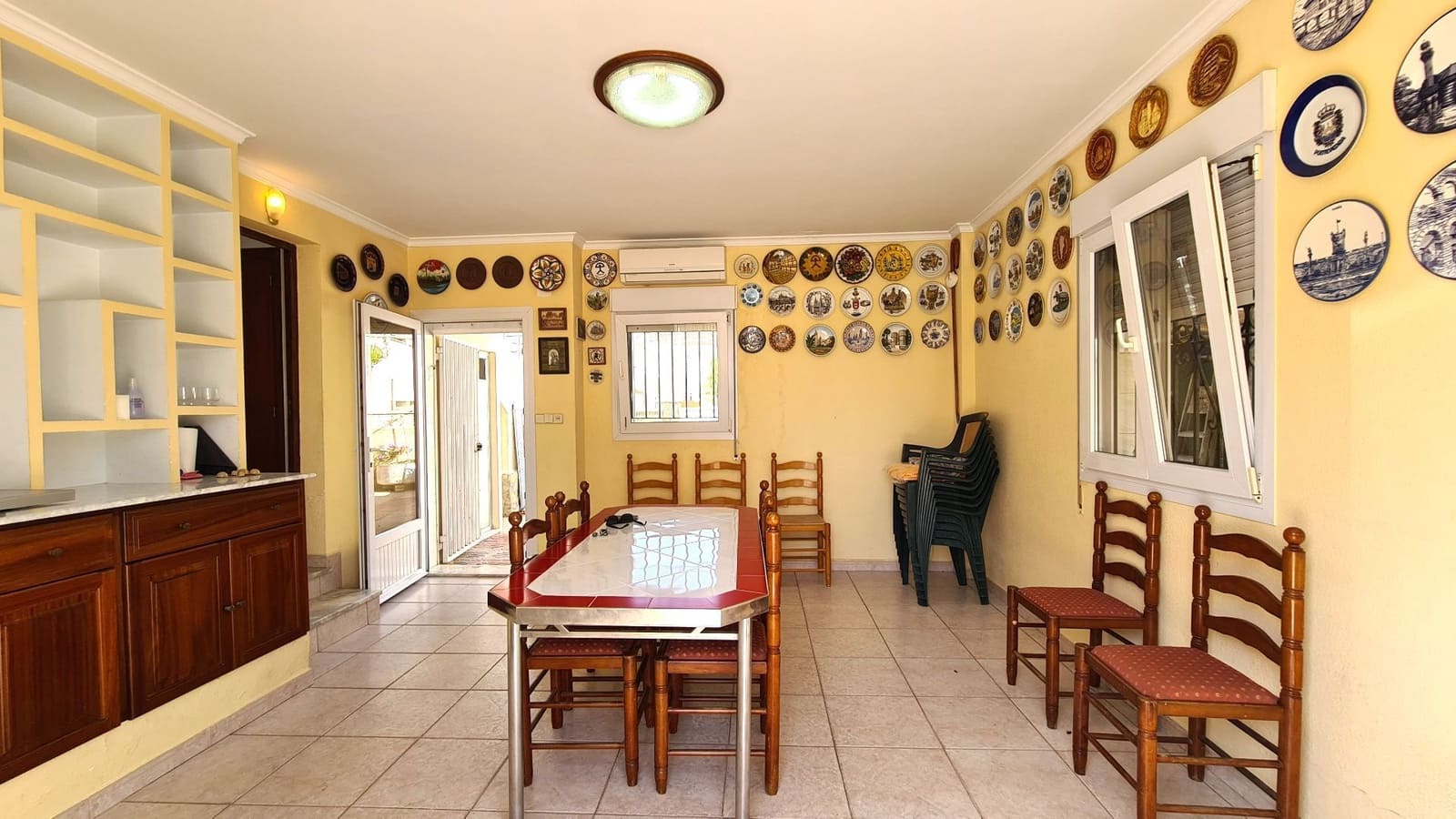 5 Zimmer Villa zu verkaufen in Oliva mit Garage - 500.000 € (Ref: 9919300)