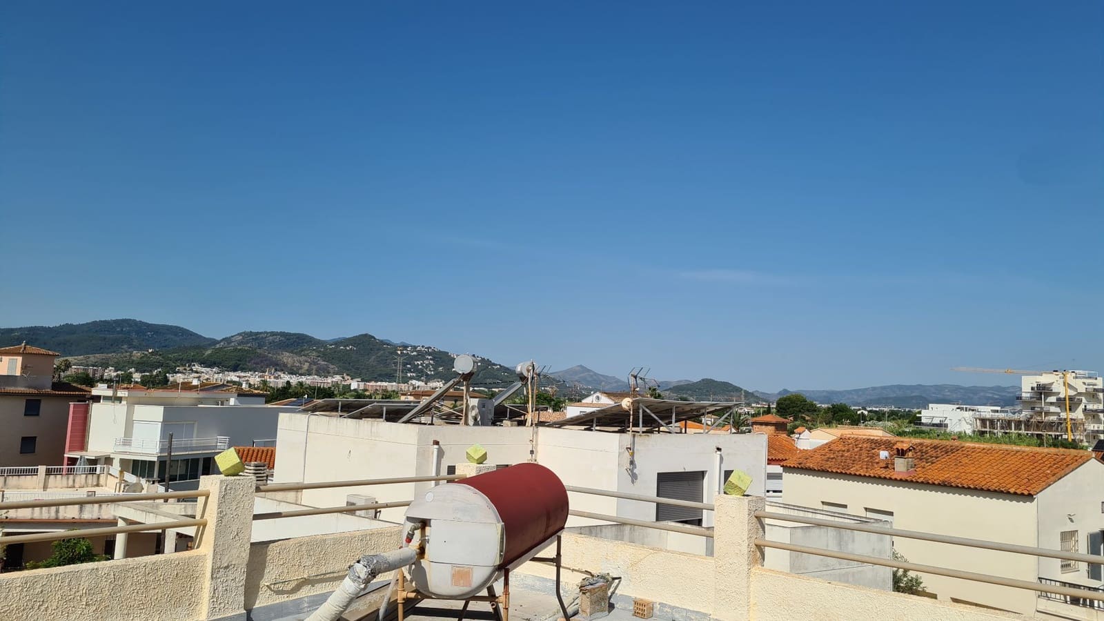 5 Zimmer Villa zu verkaufen in Oliva mit Garage - 500.000 € (Ref: 9919300)