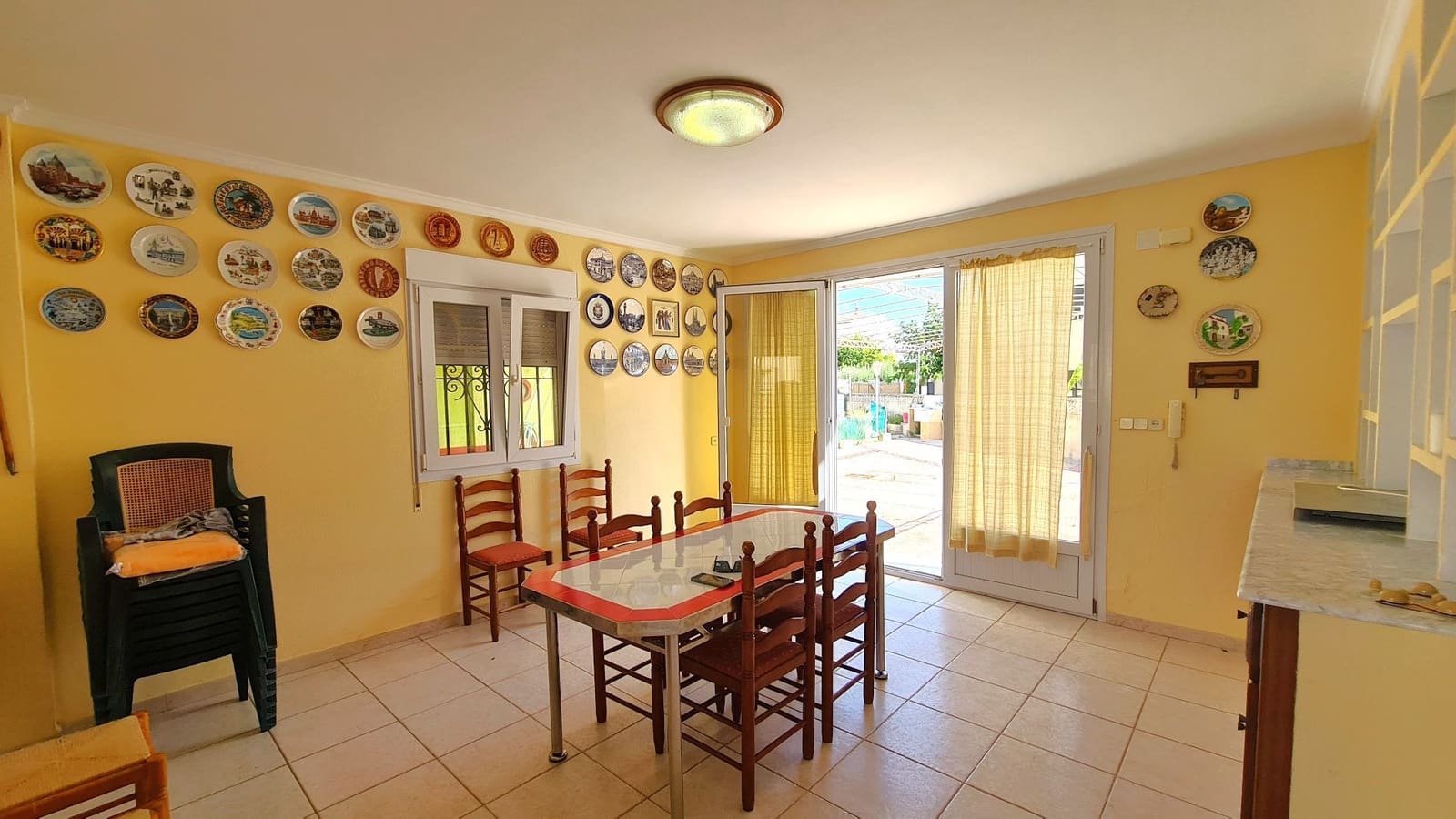 5 Zimmer Villa zu verkaufen in Oliva mit Garage - 500.000 € (Ref: 9919300)