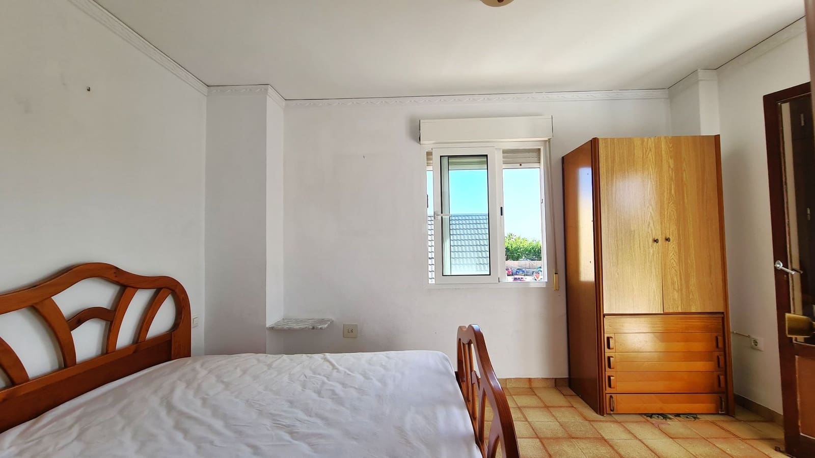 5 Zimmer Villa zu verkaufen in Oliva mit Garage - 500.000 € (Ref: 9919300)