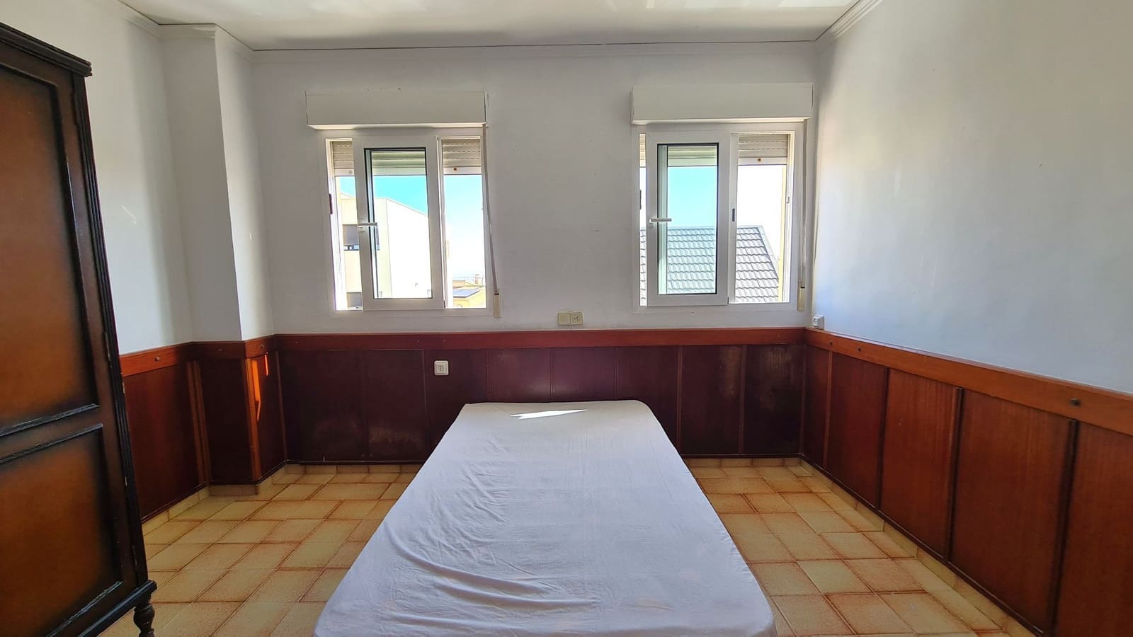5 Zimmer Villa zu verkaufen in Oliva mit Garage - 500.000 € (Ref: 9919300)