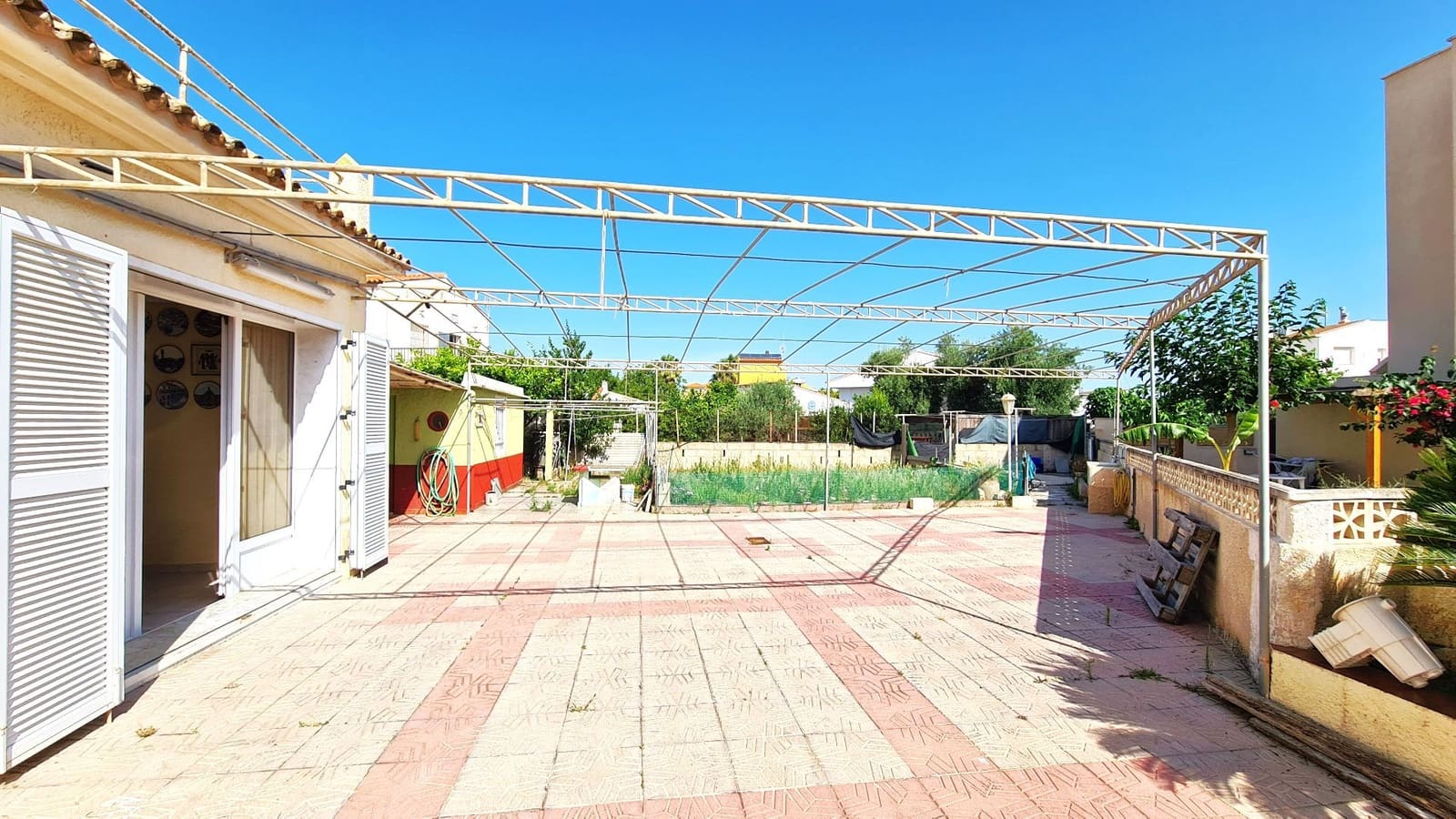 5 Zimmer Villa zu verkaufen in Oliva mit Garage - 500.000 € (Ref: 9919300)