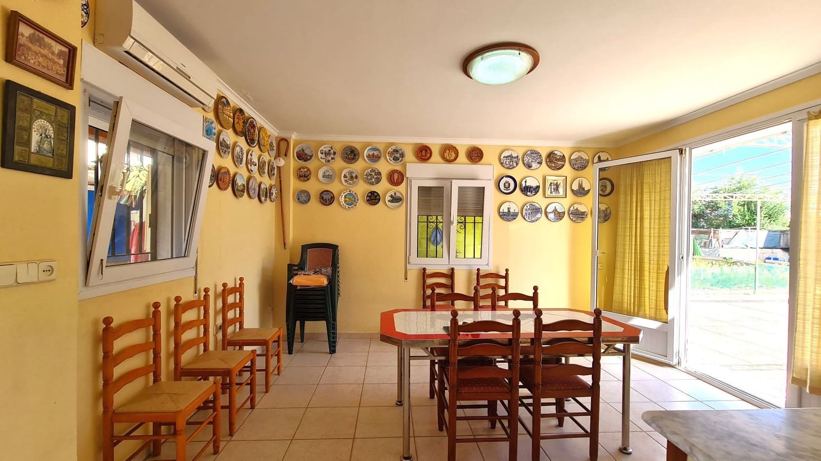 5 Zimmer Villa zu verkaufen in Oliva mit Garage - 500.000 € (Ref: 9919300)