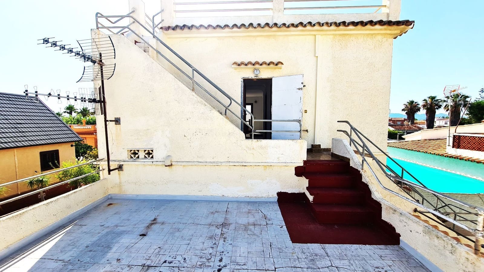 5 Zimmer Villa zu verkaufen in Oliva mit Garage - 500.000 € (Ref: 9919300)