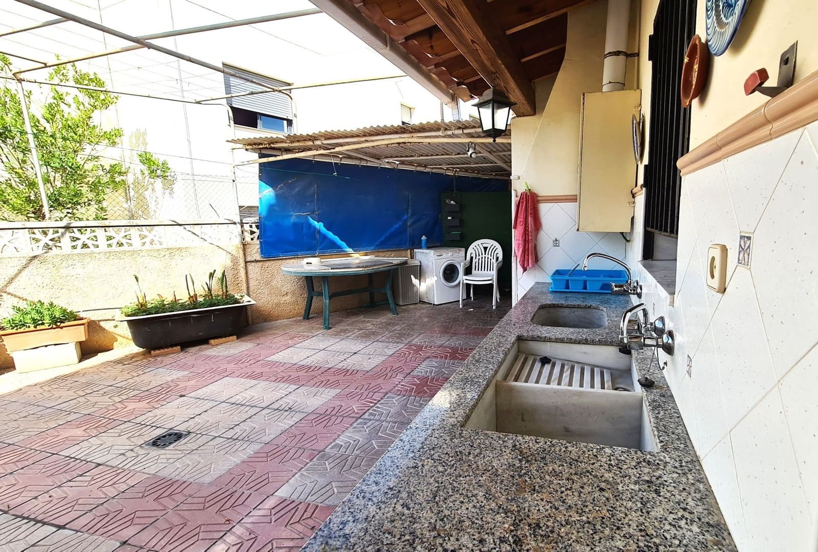 5 Zimmer Villa zu verkaufen in Oliva mit Garage - 500.000 € (Ref: 9919300)