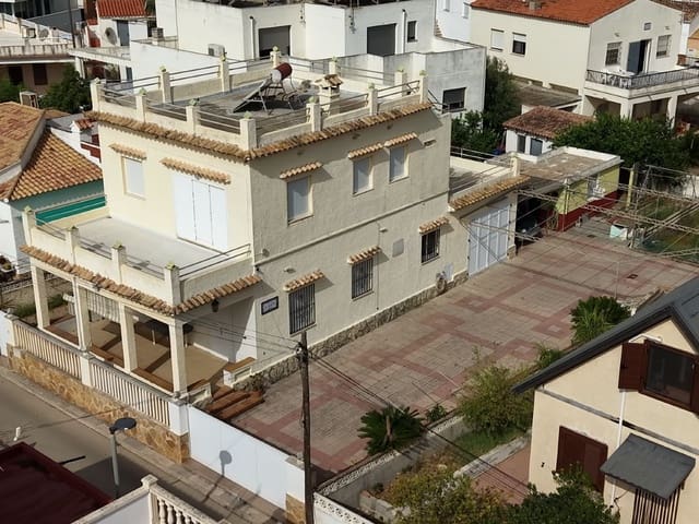 5 soveværelse Villa til salg i Oliva Playa, Oliva med garage - € 500.000 (Ref: 9919300)