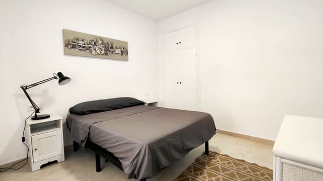Appartement de 3 chambres à louer à Oliva Pueblo, Oliva - 800 € (Ref: 9928678)