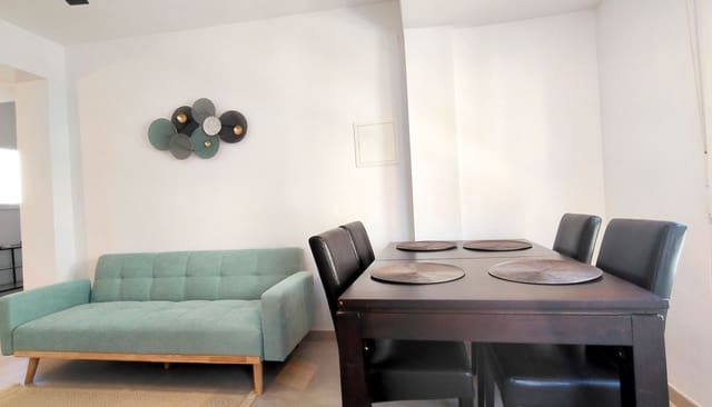 Appartement de 3 chambres à louer à Oliva Pueblo, Oliva - 800 € (Ref: 9928678)